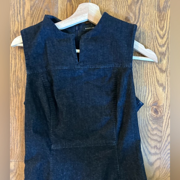Banana Republic denim dress, size 6 - Picture 4 of 4